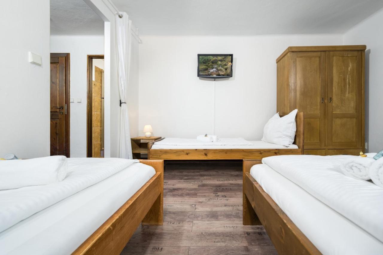 Pod Sudem Guest house